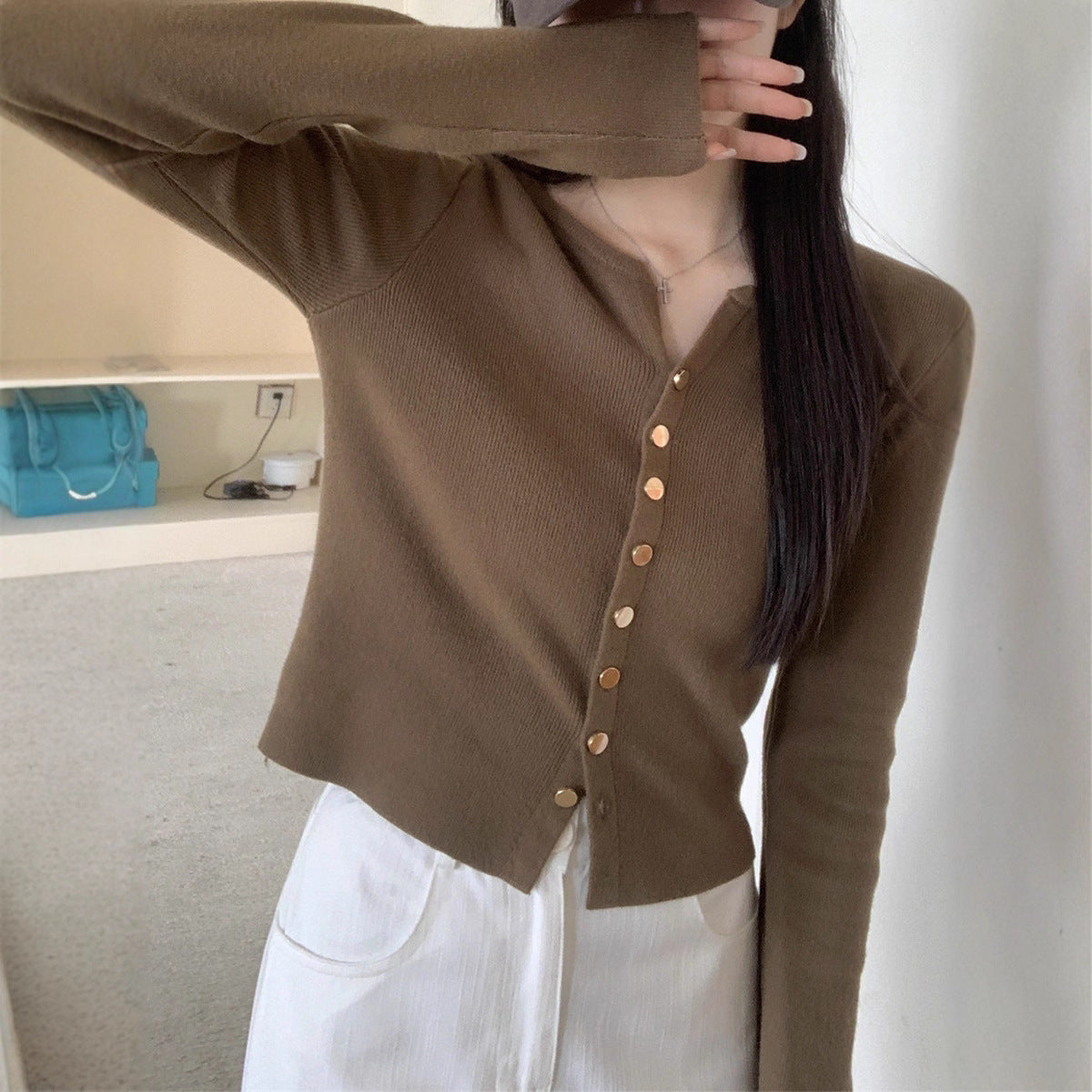 Retro Unique Small V-neck Knitted Cardigan Women's Slimming and Stylish Versatile Sweater Jacket